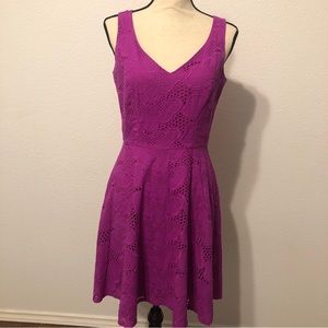 Antonio Melani size 4 woman sleeveless fuchsia flower dress, great condition